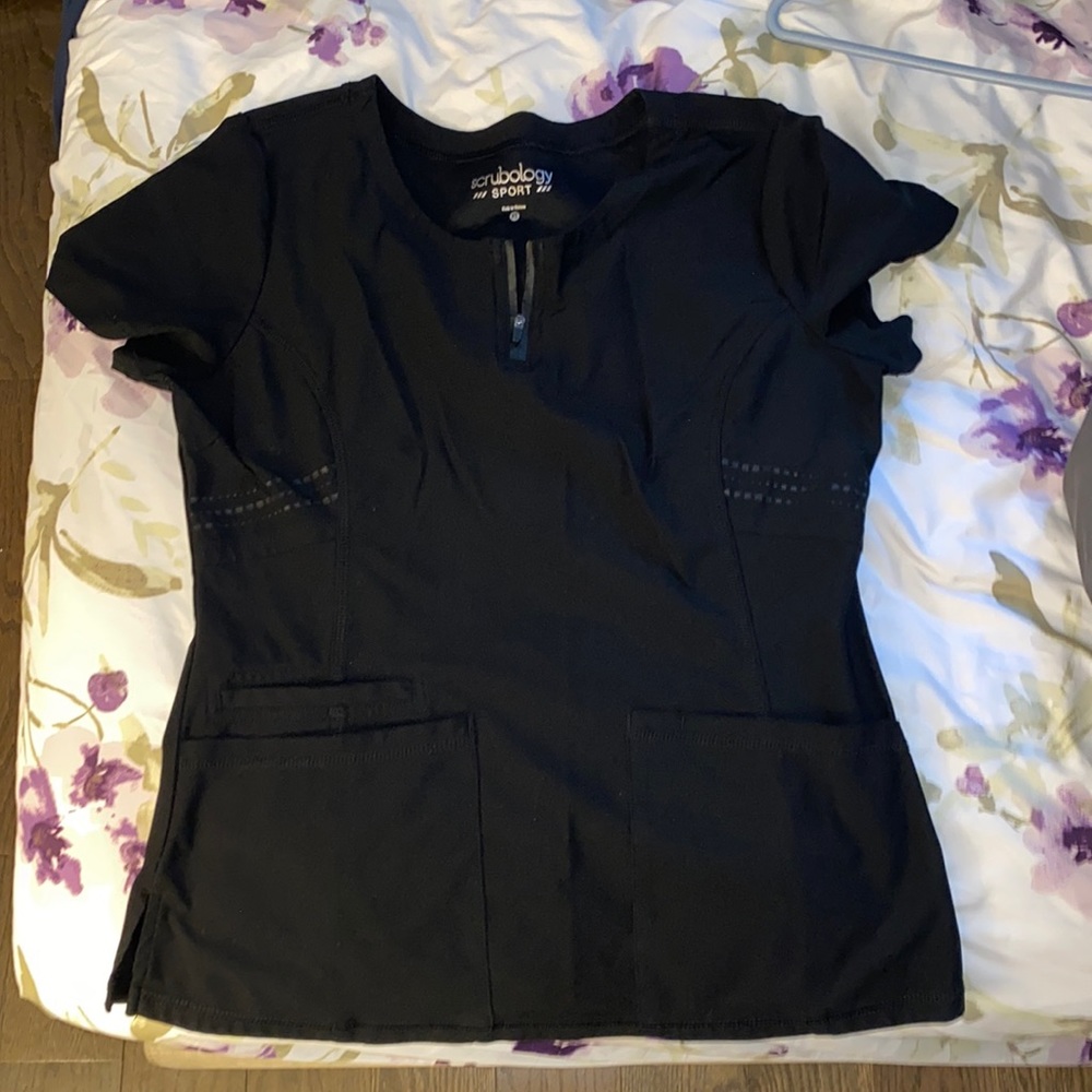 Scrub top